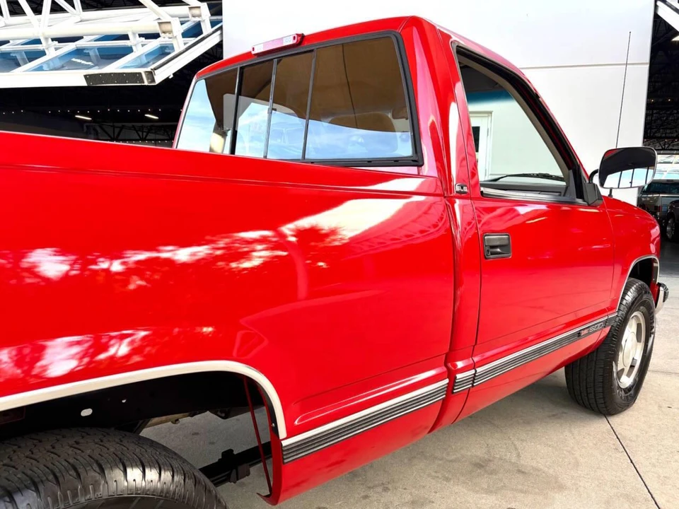 1994 GMC Sierra 1st Gen - Image 17 of 31
