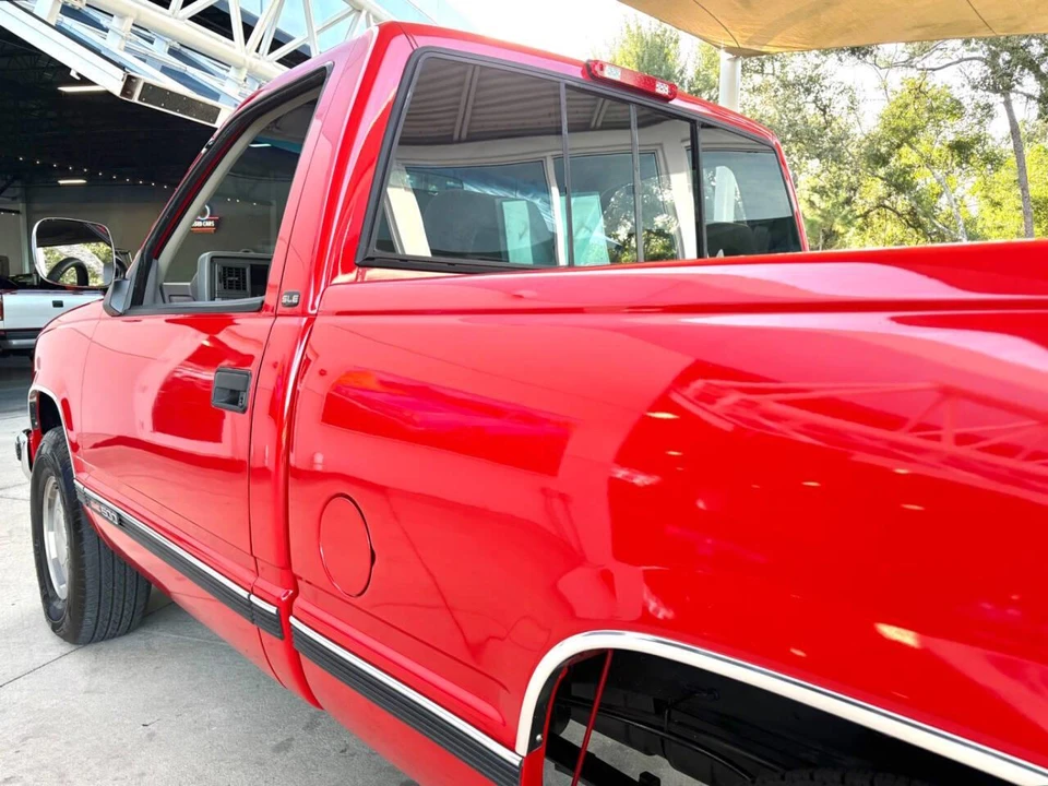 1994 GMC Sierra 1st Gen - Image 14 of 31