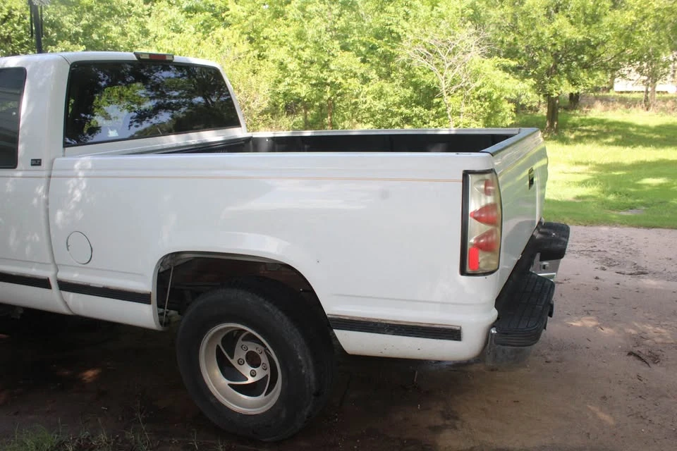 1994 GMC Sierra 1st Gen - Image 8 of 20