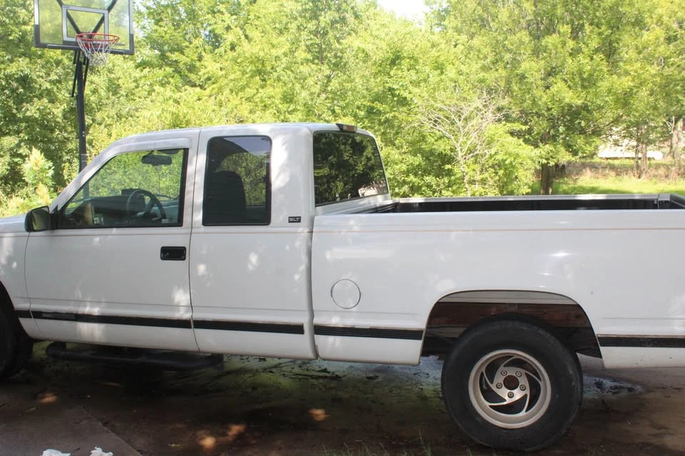 1994 GMC Sierra 1st Gen - Image 3 of 20