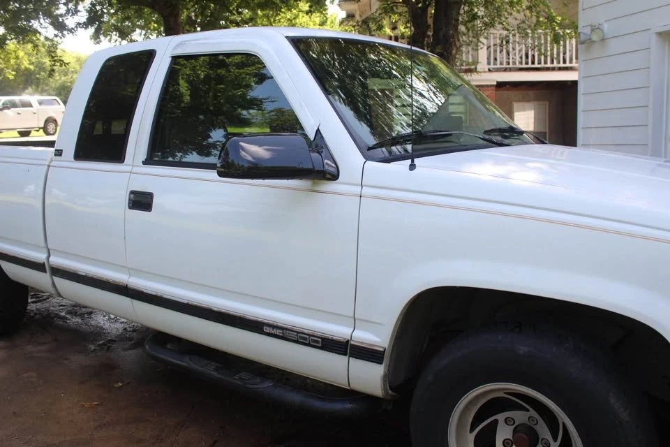 1994 GMC Sierra 1st Gen - Image 2 of 20
