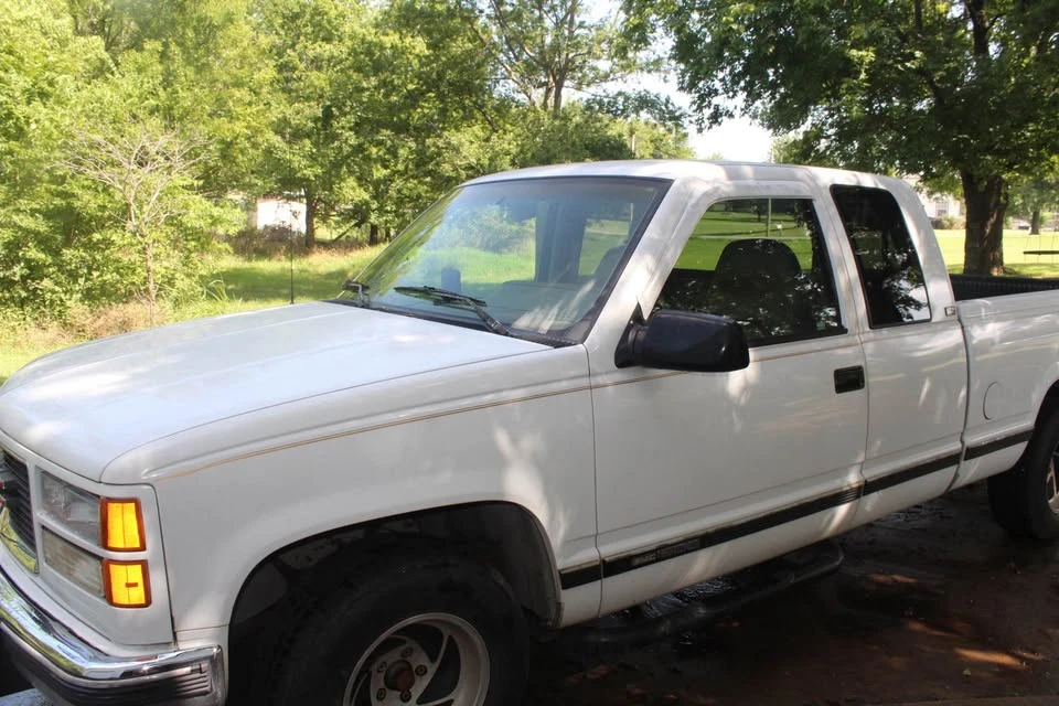 1994 GMC Sierra 1st Gen - Image 19 of 20