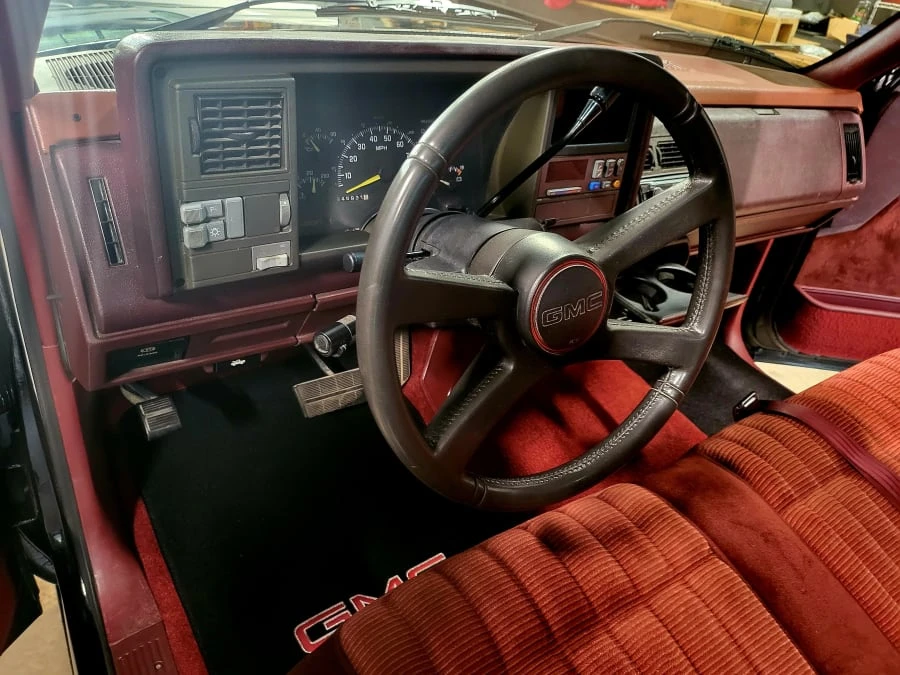 1994 GMC Sierra 1st Gen - Image 11 of 23