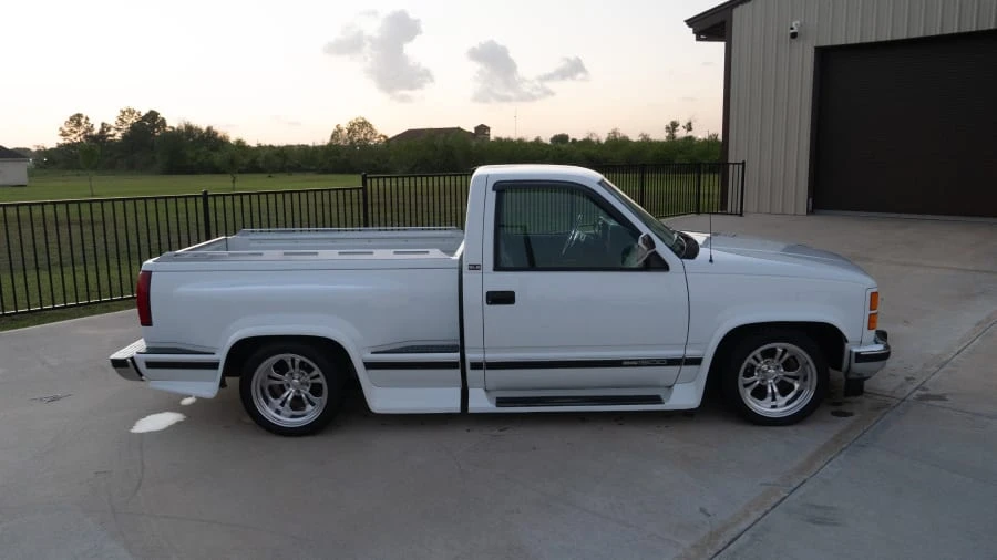 1994 GMC Sierra 1st Gen - Image 8 of 13