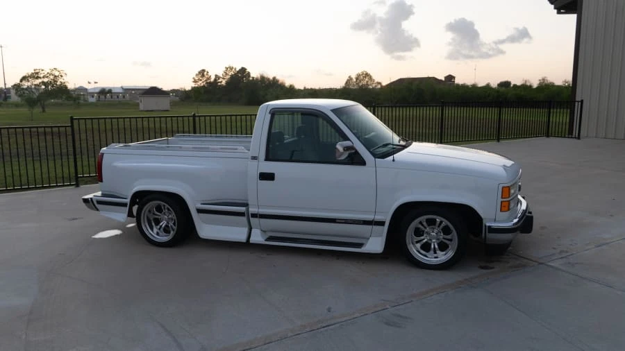1994 GMC Sierra 1st Gen - Image 4 of 13