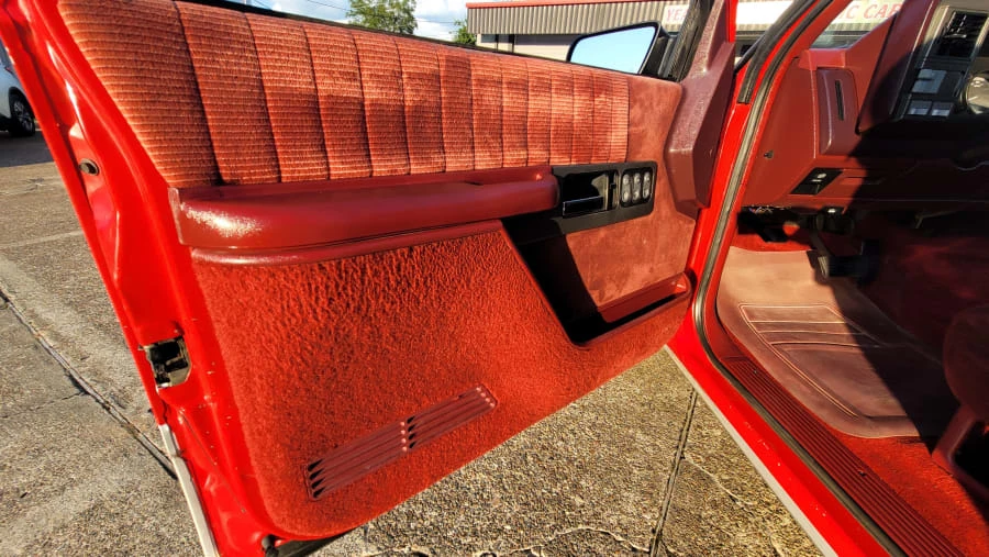 1994 GMC Sierra 1st Gen - Image 9 of 13