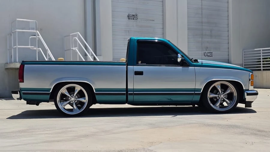 1994 GMC Sierra 1st Gen - Image 2 of 11