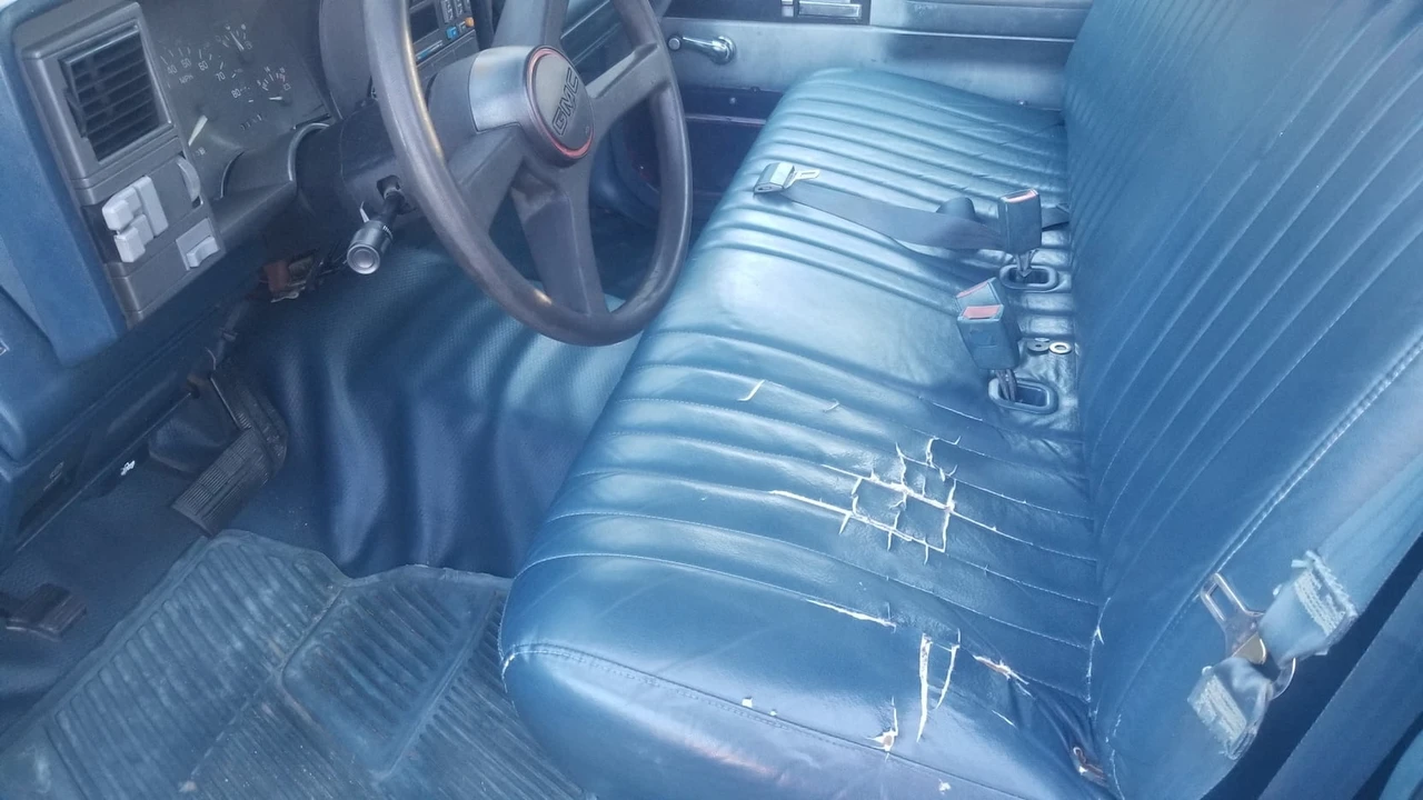 1994 GMC Sierra 1st Gen - Image 3 of 14