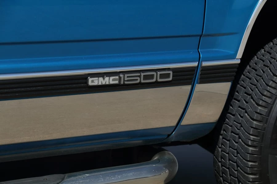 1994 GMC Sierra 1st Gen - Image 11 of 31