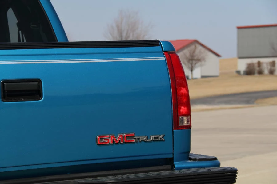1994 GMC Sierra 1st Gen - Image 13 of 31