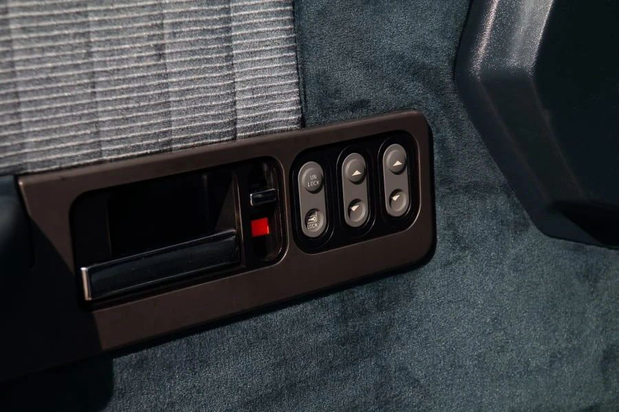 1994 GMC Sierra 1st Gen - Image 23 of 31