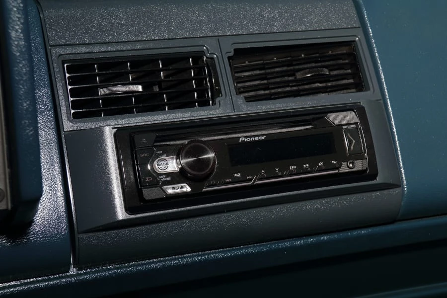 1994 GMC Sierra 1st Gen - Image 21 of 31