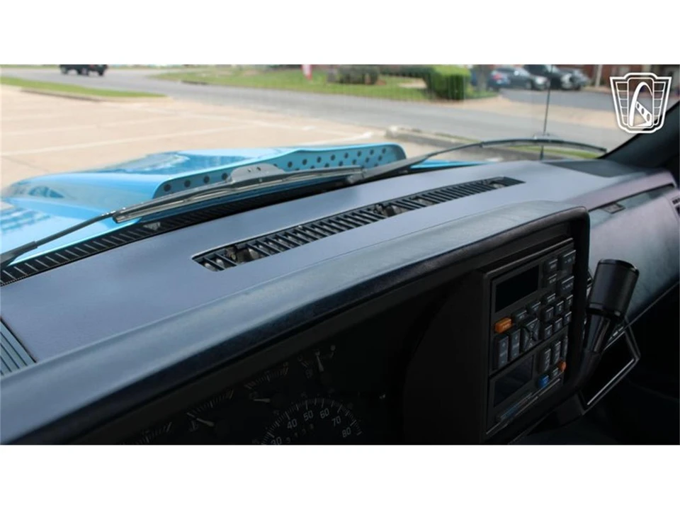1994 GMC Sierra 1st Gen - Image 14 of 31