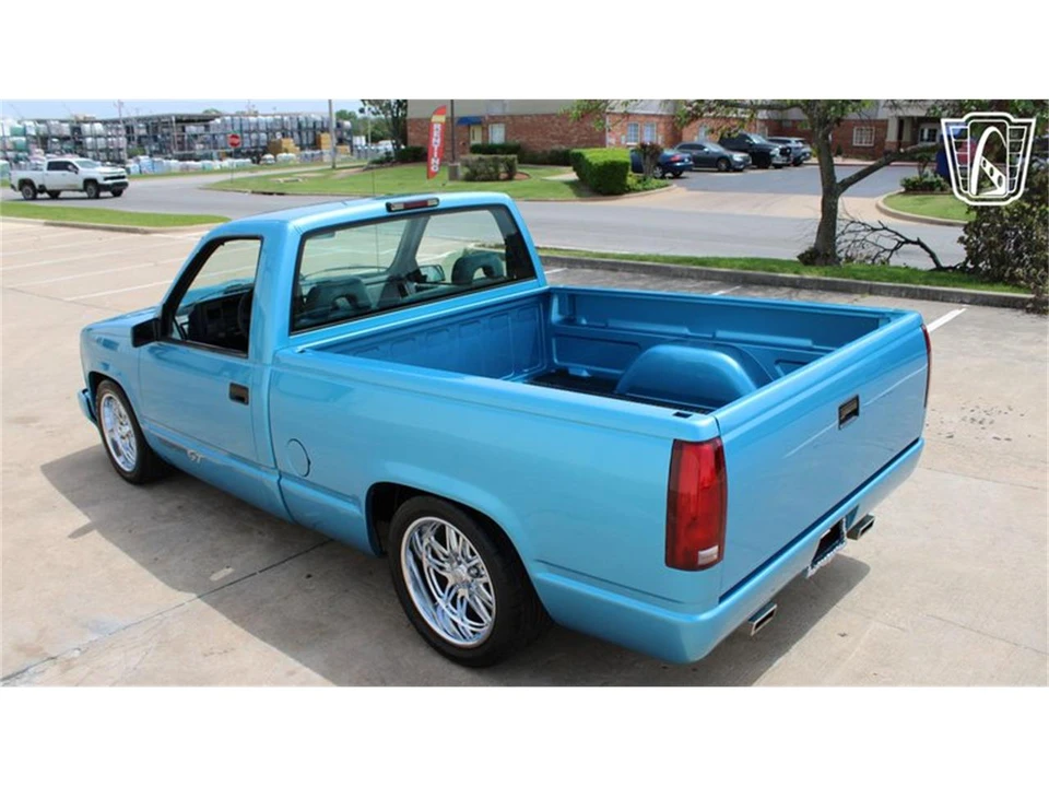 1994 GMC Sierra 1st Gen - Image 28 of 31