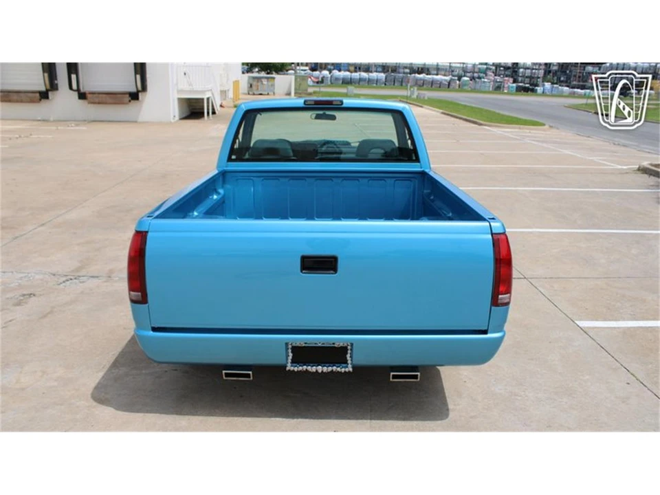 1994 GMC Sierra 1st Gen - Image 29 of 31