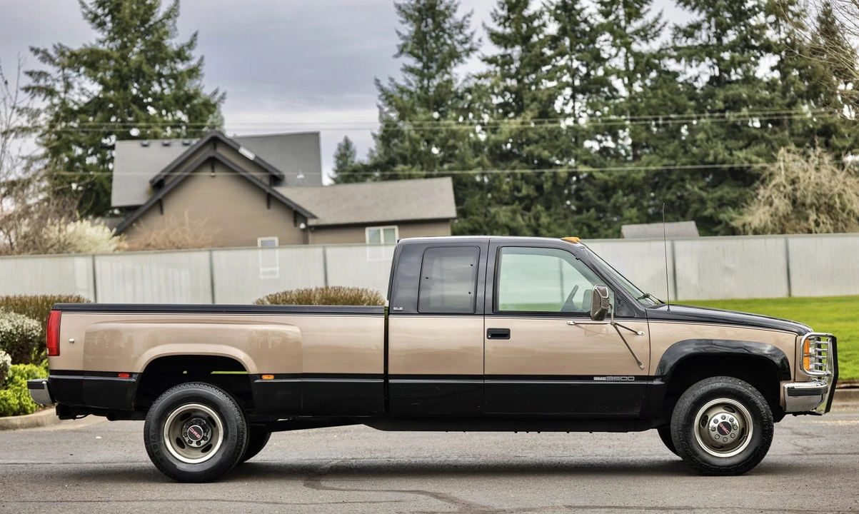 1994 GMC Sierra 1st Gen - Image 12 of 12