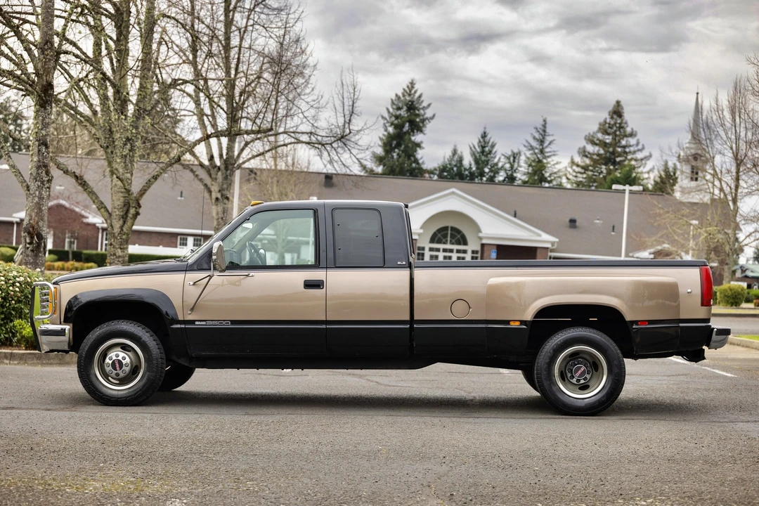 1994 GMC Sierra 1st Gen - Image 7 of 12