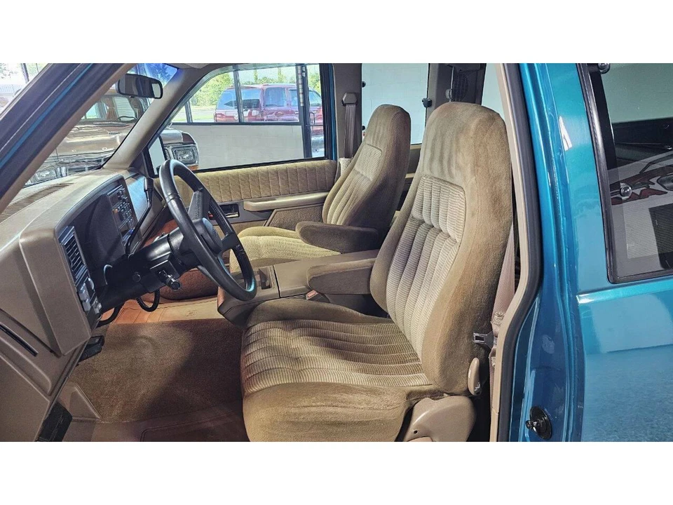 1994 GMC Sierra 1st Gen - Image 21 of 31