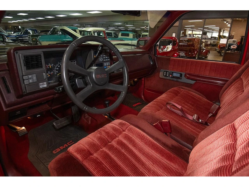 1994 GMC Sierra 1st Gen - Image 2 of 31