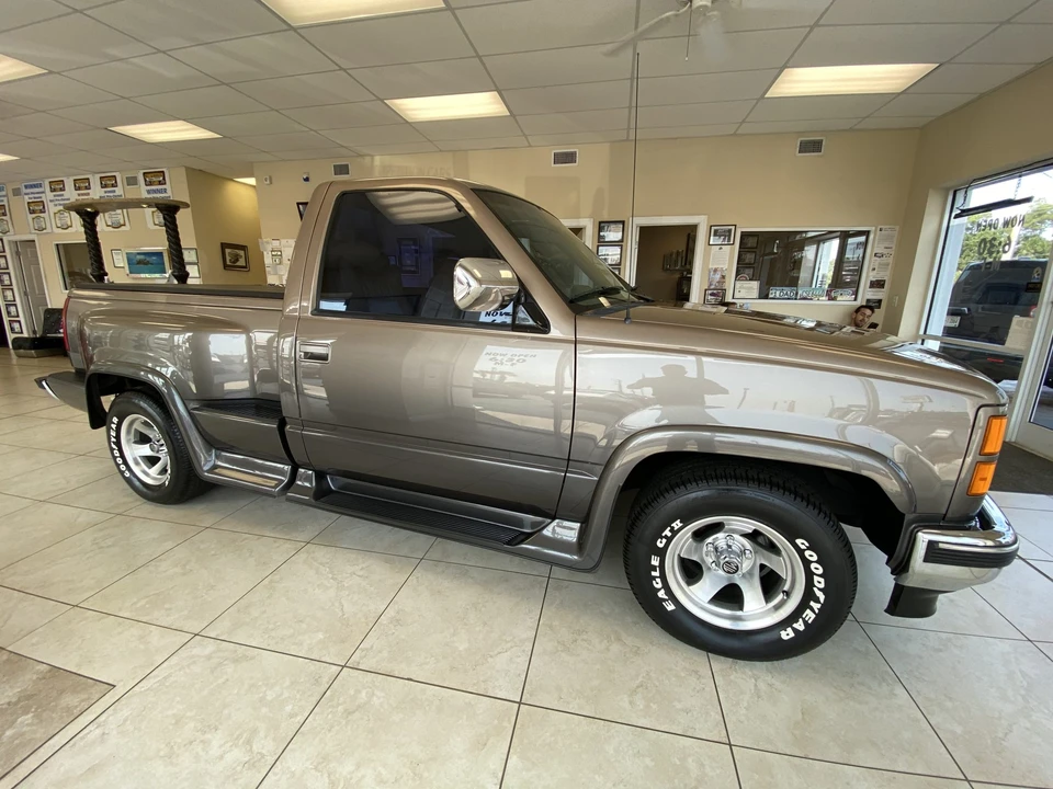1994 GMC Sierra 1st Gen - Image 11 of 31