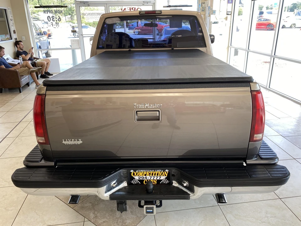 1994 GMC Sierra 1st Gen - Image 19 of 31