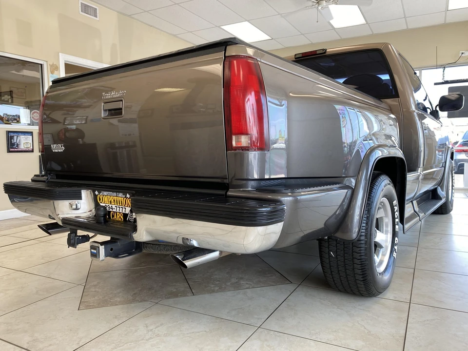 1994 GMC Sierra 1st Gen - Image 17 of 31
