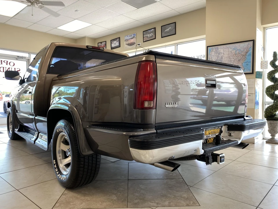 1994 GMC Sierra 1st Gen - Image 21 of 31