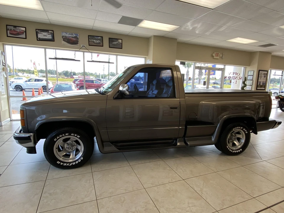 1994 GMC Sierra 1st Gen - Image 23 of 31