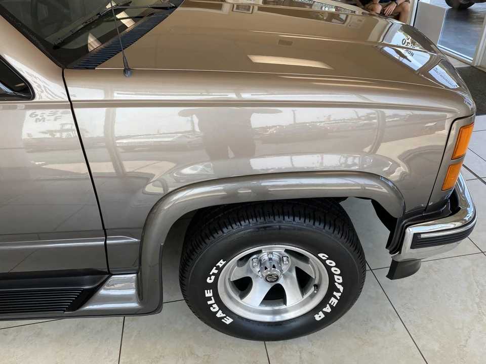 1994 GMC Sierra 1st Gen - Image 30 of 31