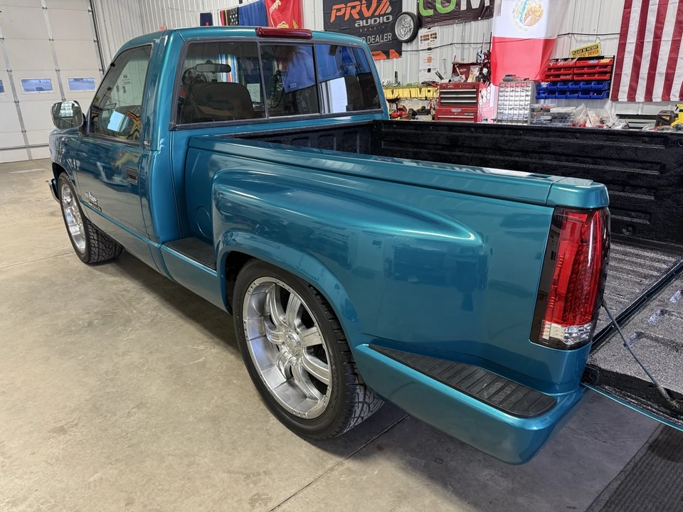 1994 GMC Sierra 1st Gen - Image 5 of 14