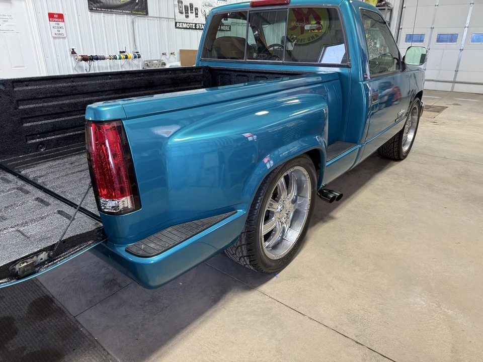 1994 GMC Sierra 1st Gen - Image 4 of 14