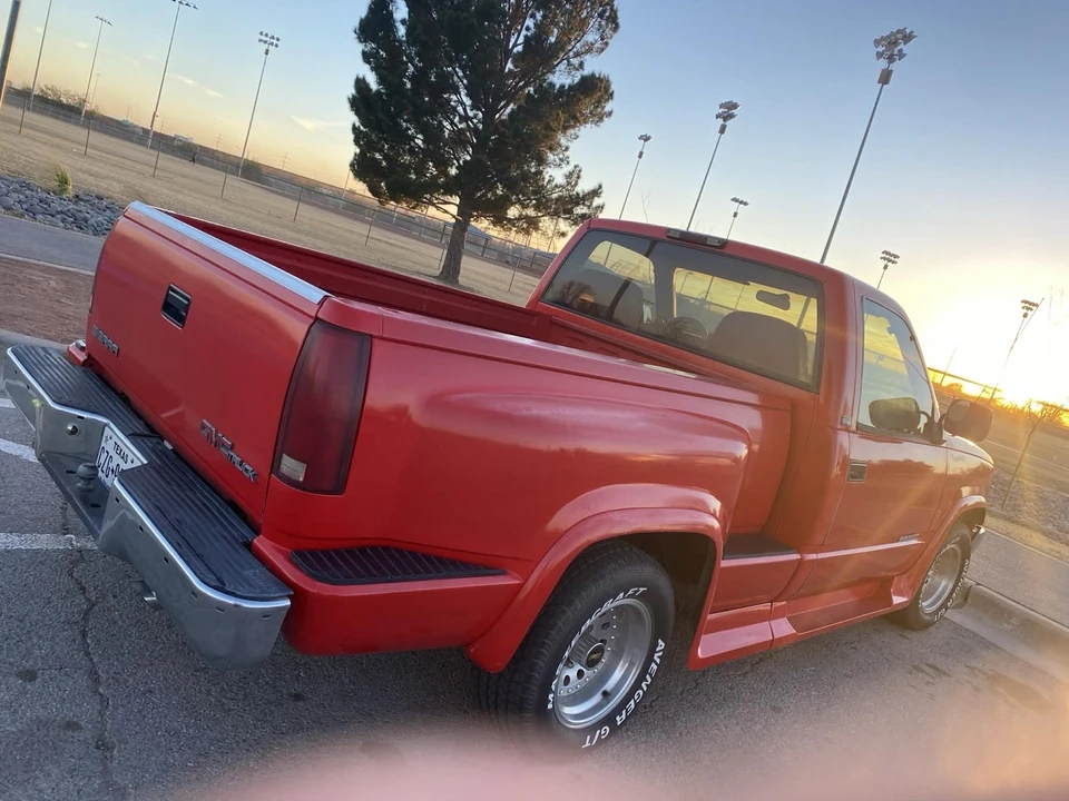 1994 GMC Sierra 1st Gen - Image 8 of 12