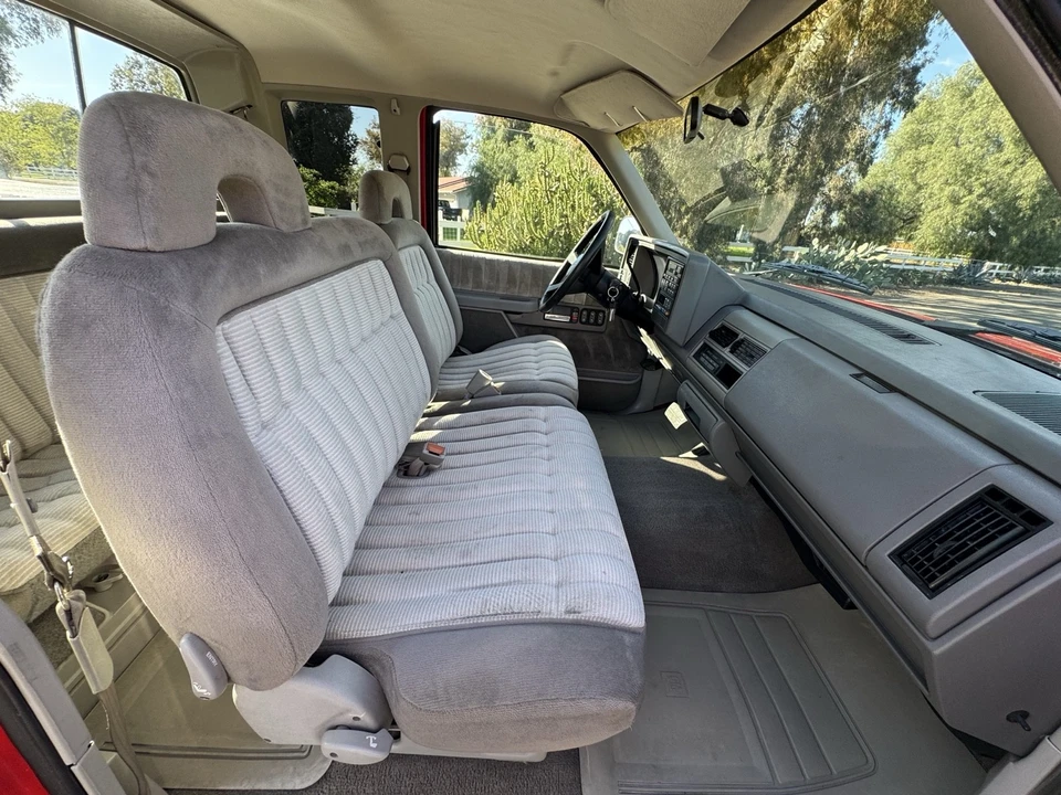 1994 GMC Sierra 1st Gen - Image 18 of 20