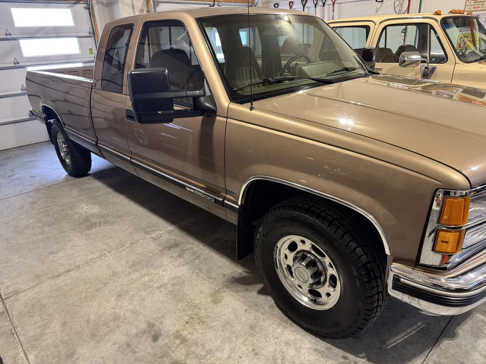 1994 GMC Sierra 1st Gen - Image 19 of 31
