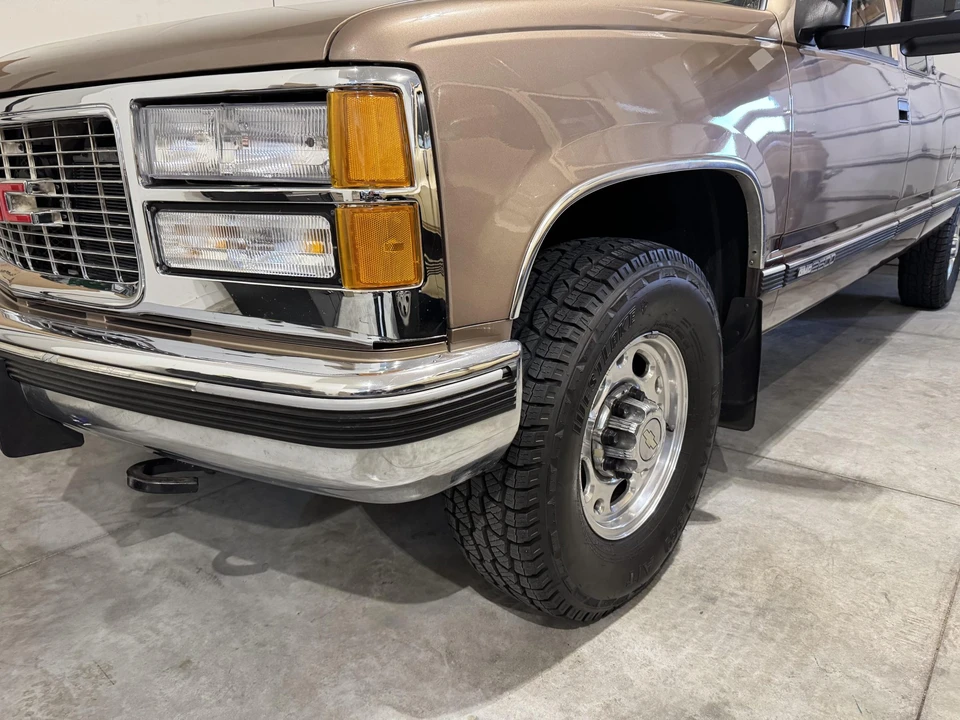 1994 GMC Sierra 1st Gen - Image 30 of 31