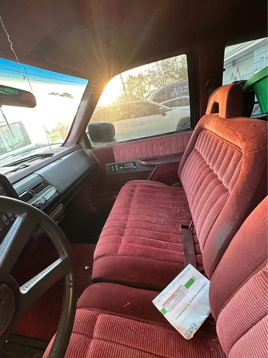 1994 GMC Sierra 1st Gen - Image 8 of 9