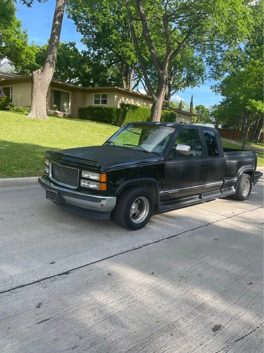 1994 GMC Sierra 1st Gen - Image 2 of 20