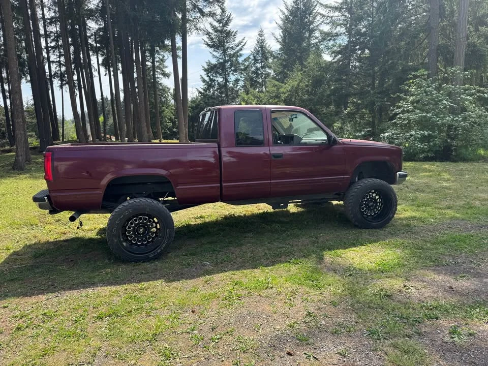1994 GMC Sierra 1st Gen - Image 2 of 9