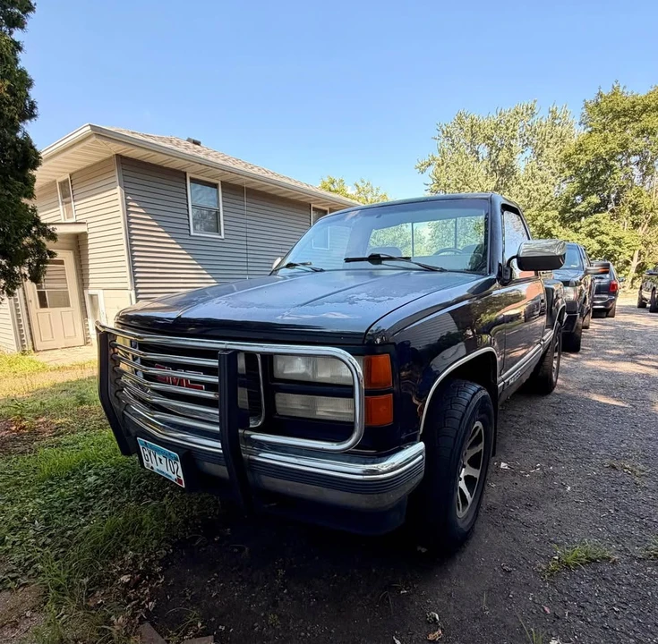 1994 GMC Sierra 1st Gen - Image 2 of 20