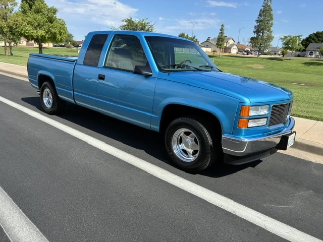 1994 GMC Sierra 1st Gen - Image 2 of 13