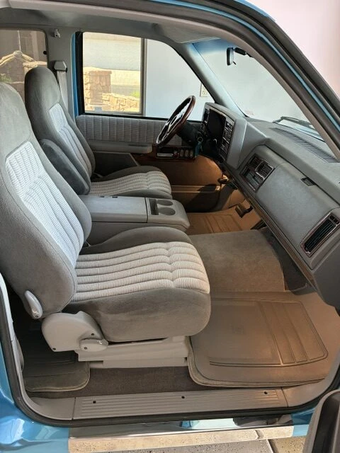 1994 GMC Sierra 1st Gen - Image 8 of 13