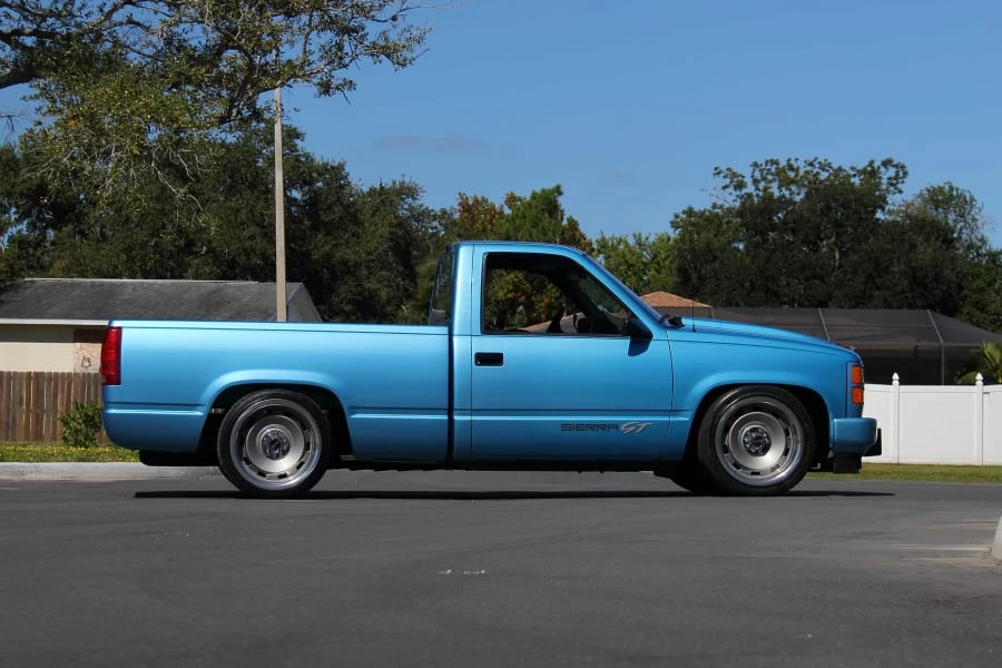 1994 GMC Sierra 1st Gen - Image 2 of 25