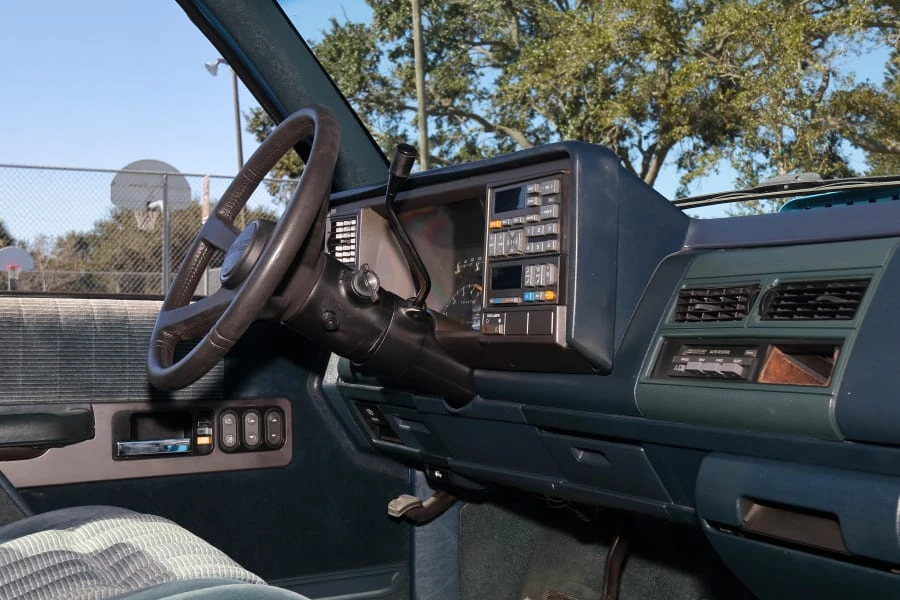 1994 GMC Sierra 1st Gen - Image 21 of 25