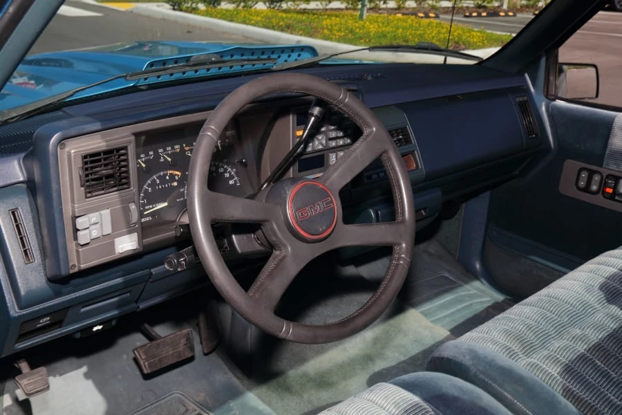 1994 GMC Sierra 1st Gen - Image 15 of 25