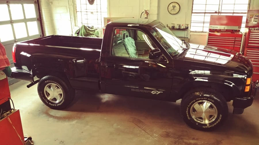1994 GMC Sierra 1st Gen - Image 2 of 11