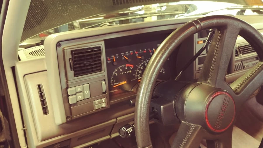 1994 GMC Sierra 1st Gen - Image 4 of 11