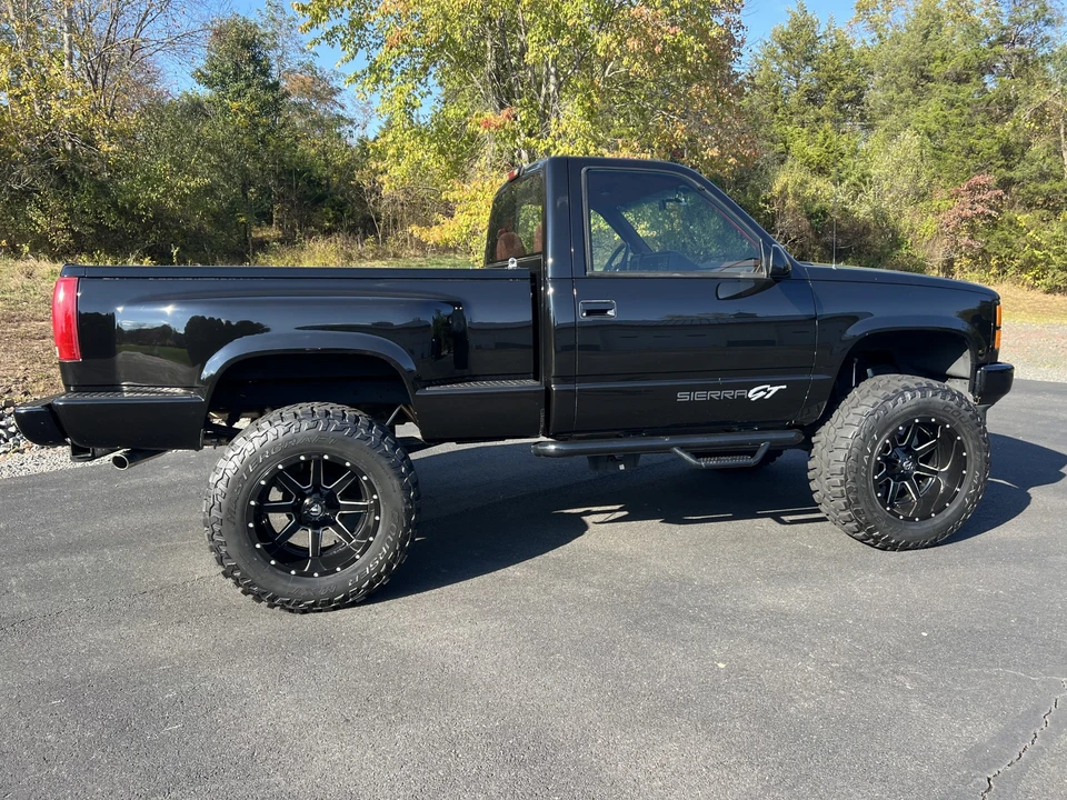 1994 GMC Sierra 2nd Gen - Image 10 of 31