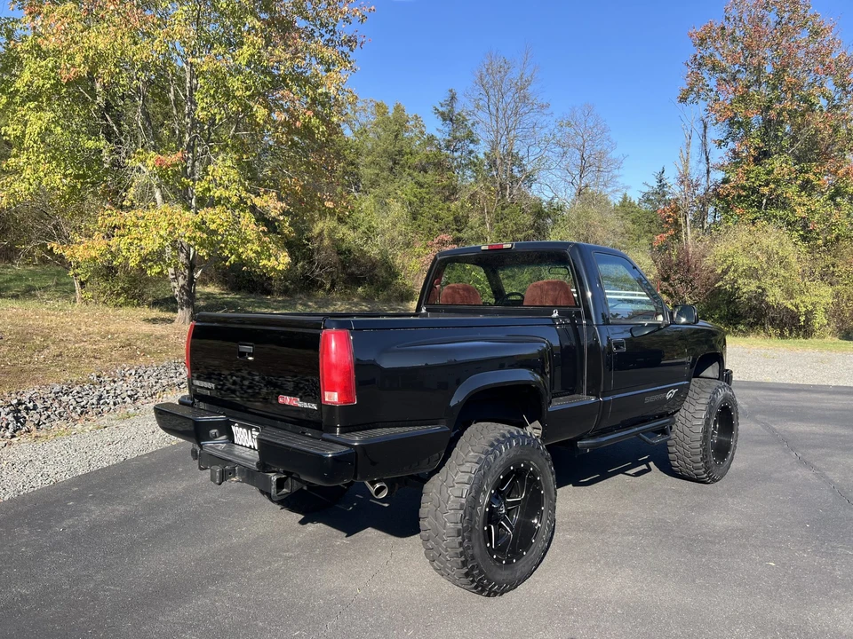 1994 GMC Sierra 2nd Gen - Image 8 of 31