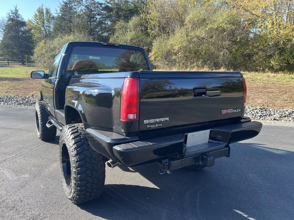 1994 GMC Sierra 2nd Gen - Image 5 of 31