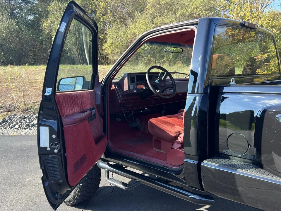 1994 GMC Sierra 2nd Gen - Image 21 of 31